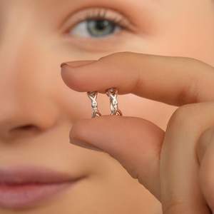 ต่างหูห่วงอินฟินิตี้9มม. มีสไตล์ใน925การออกแบบรูปปั้นเงินสเตอร์ลิงสำหรับผู้หญิงเครื่องประดับน้อยที่สุดในการใช้ในชีวิตประจำวัน - Product Image 6