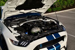 Ford Mustang Shelby GT350 Heritage Edition 2020 Usado en Excelentes Condiciones, 6,100 Millas, Transmisión Manual de 6 Velocidades, Motor V8 Voodoo, Sin Modificaciones - Product Image 6