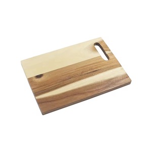Tabla de cortar de madera de alta calidad, forma personalizada, madera maciza resistente, superficie amigable para verduras, carne y cocina diaria. - Product Image 5
