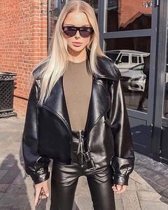 Venta al por mayor de las mujeres chaqueta de cuero de manga larga chaqueta sólida para mujer OEM Diseño Logo Venta al por mayor chaquetas de cuero para las mujeres - Product Image 4