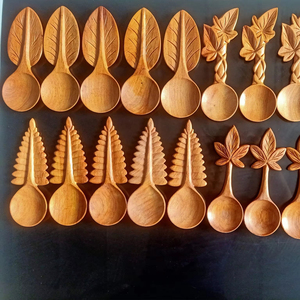 Meilleure vente Grande cuillère classique en bois d'acacia avec logo personnalisé/Cuillère en bois naturel ensemble de fourchettes en bois pour ustensiles de cuisine maison - Product Image 1