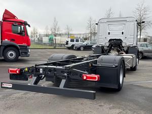 Camion à benne basculante Mercedes-Benz ACTROS 1830 4x2 21-30T Diesel Transmission automatique Euro6 Conduite à gauche Puissance 220 kW (299 ch) - Product Image 3