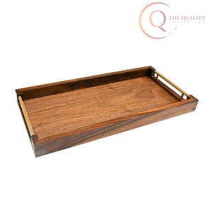 Plateau de service en bois avec finition grain naturel, idéal pour la maison et les cadeaux - Product Image 1