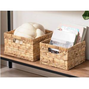 Paniers en osier en jacinthe d'eau tissés à la main décoratifs avec poignées intégrées, paniers de rangement économiques - Product Image 2