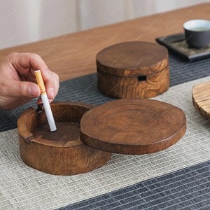 Vente en gros de cendrier à cigares en bois massif de noyer à rainure domestique anti-chute facile à nettoyer cendrier avec logo gravé personnalisé - Product Image 6