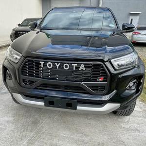 Toyota Hilux Double Cab Revo GRS 2.8L Diesel 4x4 Neuf 6AT Automatique GMD avec pneus R18 Intérieur foncé - Product Image 1