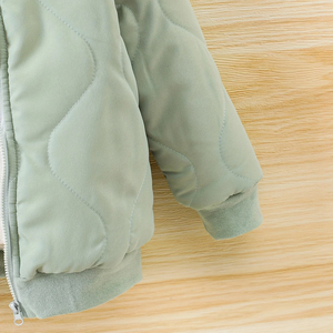 Manteau à capuche 2025 100% nylon, veste pour garçons de couleur unie de style décontracté avec poches pour l'automne et l'hiver - Product Image 5