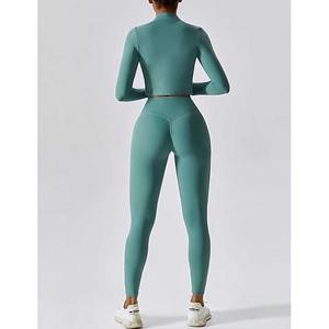 2025 deux pièces Gym Biker haut court ensemble pour les femmes personnalisé solide motif Fitness haut court Leggings court en gros correspondant tenue - Product Image 3