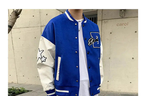 เสื้อแจ็คเก็ตวาร์ซิตี้พรีเมียมสำหรับผู้ชาย สไตล์เลตเตอร์แมน แบบคอลเลจ บอมเบอร์ คอตั้ง ปักลายด้านหน้า พร้อมป้ายทีมแบบกำหนดเอง เสื้อกันหนาวสำหรับฤดูหนาว - Product Image 5