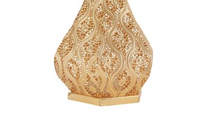 Farol de Metal Dorado de Lujo con Diseño Intrincado de Corte Ondulado, Forma Compacta, Anillo para Colgar, Brillo Cálido de Vela para una Decoración Elegante del Hogar - Product Image 4