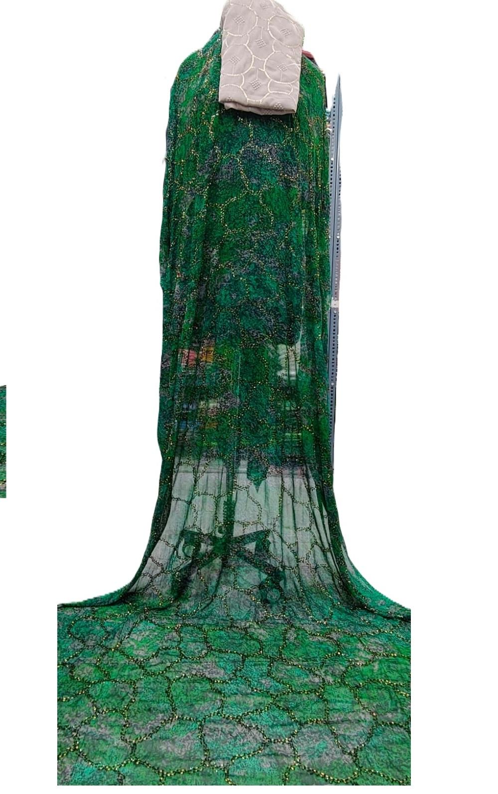 สีเขียว