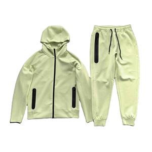 ชุดวอร์มออกกำลังกายสำหรับผู้ชายเสื้อแจ็กเก็ตผสมกางเกงผ้านุ่มไซส์ใหญ่สำหรับฤดูหนาวสวมใส่ทุกวันดีไซน์ทันสมัย - Product Image 1