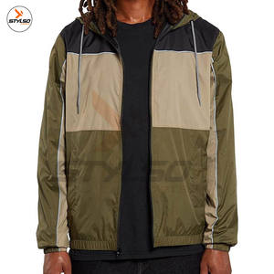 Personnaliser le style et la conception Streetwear Polyester Softshell imperméable Sports de plein air course coupe-vent veste de pluie pour hommes - Product Image 5