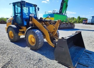 Cargadora de Ruedas Caterpillar 908M, Cargadora de Construcción Hidráulica Compacta Diésel |   Equipo de Manejo de Materiales – Mejor Precio al por Mayor - Product Image 4