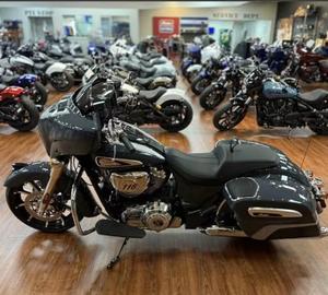 2025 Motorcycle Chieftain Limited w/<b>PowerBand</b> Audio Blue Dusk Ready To Ship - Product Image 2