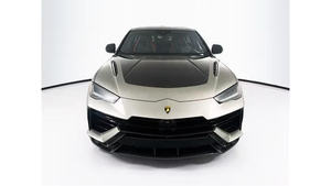 Urus Performante 2024 d'occasion en excellent état - Product Image 2