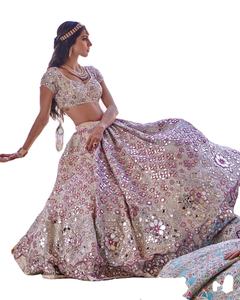 Lehenga Choli de Diseño en Seda Satinada y Seda Artística para Mujer, Ideal para Ocasiones Especiales, con Bordado y Lentejuelas de la Mejor Calidad - Product Image 1