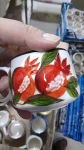 Taza de Café de Cerámica Mediterránea con Relieve Floral Turco 3D Personalizada al por Mayor, Hecha a Mano y Pintada a Mano, con Cuchara, Regalo Turístico de Viaje - Product Image 1