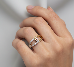 Anillo de Diamantes Entrelazados de Oro de Lujo para Mujer, Joyería de Boda y Compromiso - Product Image 2