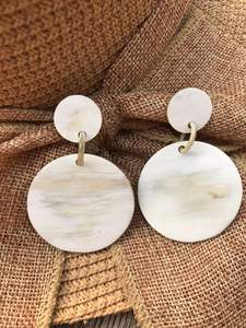 BUFFALO NATUREL FAIT À LA MAIN Antique À La Mode Boucle D'oreille en Corne de Buffalo pour Meilleure Vente Bijoux Femmes Design Moderne Boucle D'oreille en Corne pour - Product Image 3