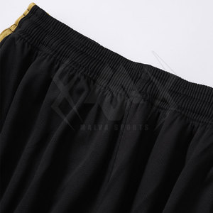 Taille personnalisée Respirant Hommes Uniforme de Football Vente en Gros Uniforme de Football Uniforme de Football Durable - Product Image 3