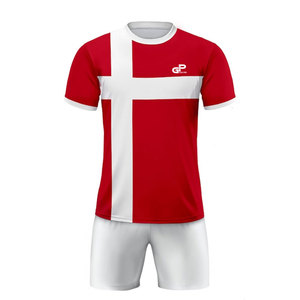 Uniforme de football personnalisé, matériau de haute qualité, parfait pour les clubs, les écoles, les équipes et les joueurs professionnels - Product Image 2