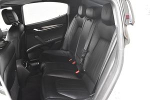 2019 Mas-e-ra-ti Gh-ibli S Q4 3.0L AWD - Product Image 2