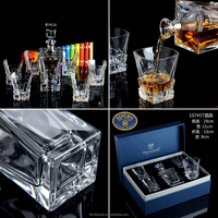 Coffret de Carafe à Spiritueux Esthétique Minimaliste en Bloc de Glace, Style Distillerie Moderne, Emballage Unique, Idéal pour Cadeau, Boîte Maîtresse