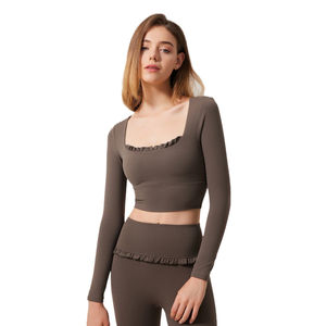 Top de entrenamiento de encaje ligero personalizable 2025 para mujer, traje de Yoga corto de manga larga para gimnasio, ajustado, respetuoso con el medio ambiente para el verano - Product Image 1