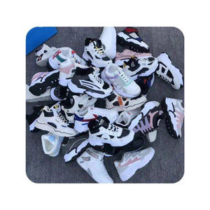 Vente en gros Chaussures de sport d'occasion Chaussures de marque originales d'occasion en ballots Chaussures hautes pour hommes - Product Image 3