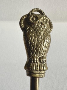 มือจับโลหะสีทองหรูหราพร้อมดีไซน์หน้านกฮูกเหมาะสำหรับตกแต่งบ้านและใช้เป็นของขวัญ - Product Image 3