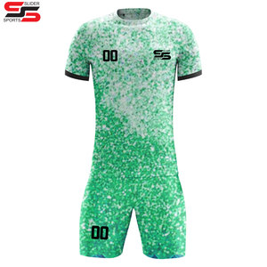 Ensemble de maillots de football à la mode pour hommes uniformes de football pour jeunes confortables et personnalisés fourniture de services OEM - Product Image 3