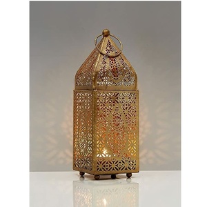 Trouver la qualité or métal lanterne maison intérieur/extérieur Camping sol lanterne avec verre noël maison lanterne décorative - Product Image 1