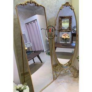 Espejo de pared en forma de D decorativo de Metal con diseño único Espejo de pared moderno Espejo texturizado Venta a granel para eventos Decoración del hogar - Product Image 5