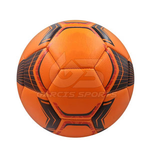 Ballon de football imprimé avec logo personnalisé, parfait pour les promotions des équipes scolaires, des clubs et des événements sportifs - Product Image 1