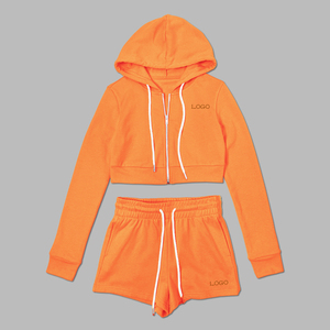2024 oem logo personnalisé tricot printemps été sweat à capuche court et tenue courte 2 pièces ensemble jogging survêtements survêtement costume pour les femmes - Product Image 3