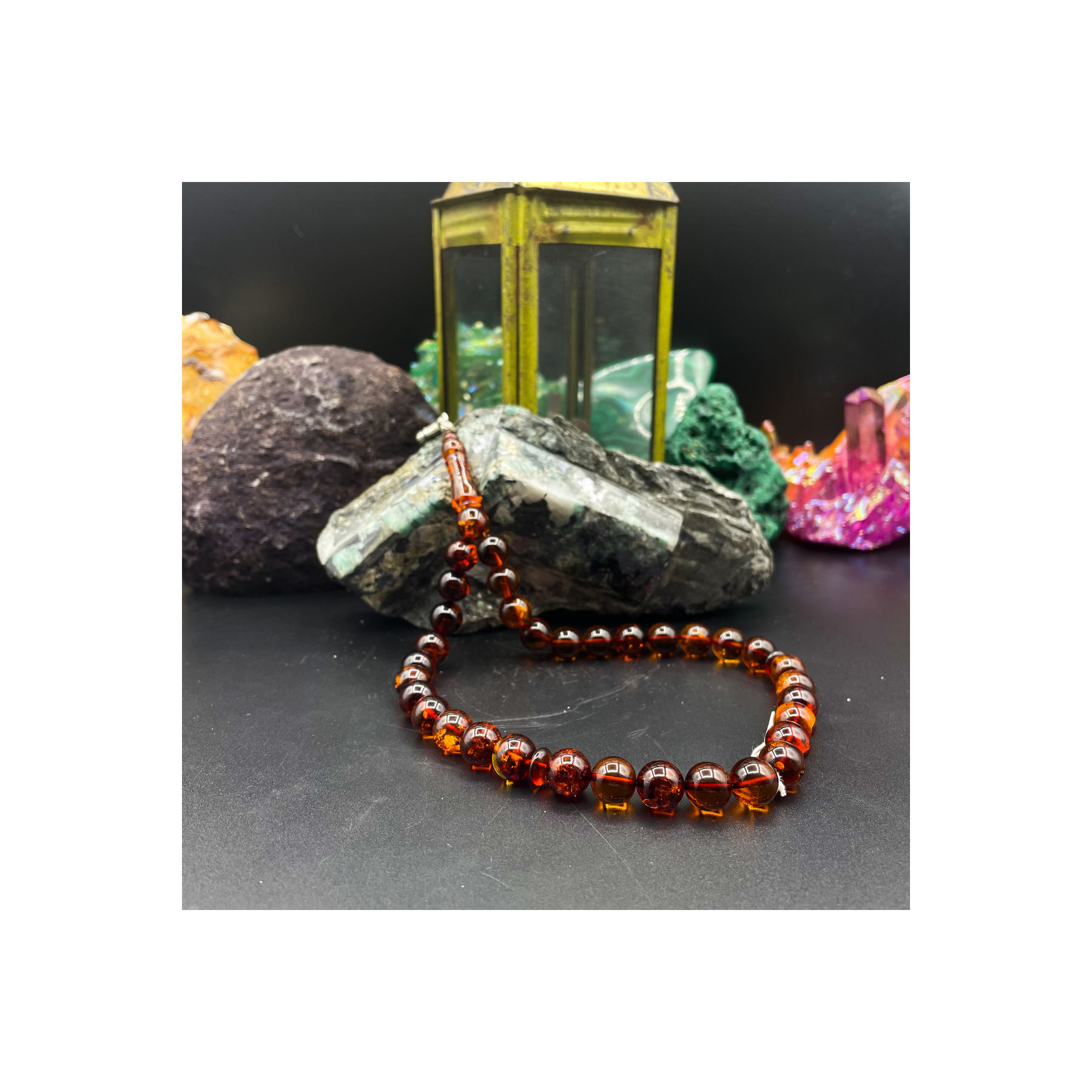 สีน้ำตาล