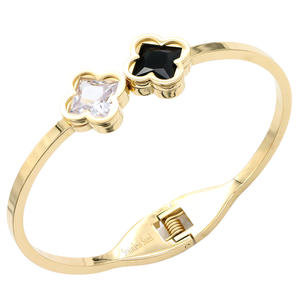 <b>Gold</b> <b>Plated</b> Stainless Steel Fashion Bracelet Elegant <b>Bangle</b> Design for Women - Product Image 1