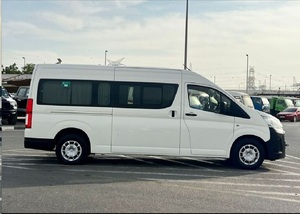Toyota Hiace GL 3.5L 13 places d'occasion 2023, 282 ch, 6 cylindres, 4x2, essence, transmission automatique, conduite à gauche - Product Image 5