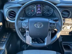 โตโยต้า ทาโคมา ทีอาร์ดี ปี 2022 - Product Image 2