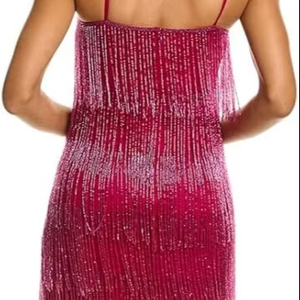 Élégant Floral Perlé Brodé Décolleté en Coeur Sans Manches Soirée Droite Forme du Corps Longue Robe Courte Bandoulière - Product Image 1