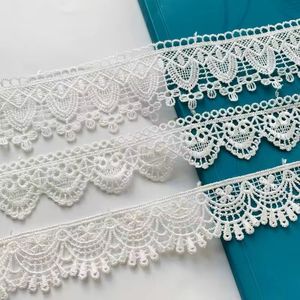 Explore Exclusive Deals on GPO Sewing Accessories Featuring Polyester Cotton Lace Fabric <b>Trims</b> and <b>Fringes</b> for Wholesale Buyers - Product Image 5