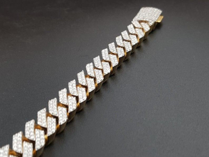 Alta calidad de lujo VVS Moissanite Diamond Silver \ Gold Cuban Link Bracelet para hombres Party Wear Venta en joyería de lujo - Product Image 3