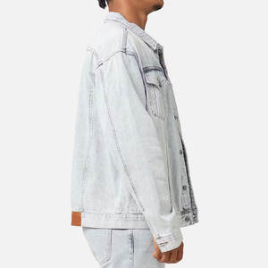 Rugged <b>Trucker</b> Style Denim <b>Jacket</b> For <b>Men</b> With Reinforced Seams For Durability And Longevity - Product Image 3