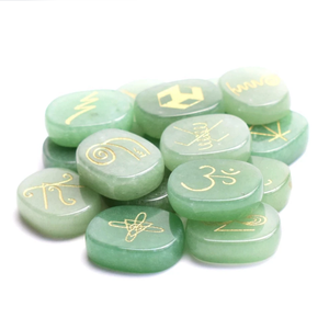 High Quality Karuna Green Aventurine Shape Palm Stone 16 Piece Karuna Set Natural Healing Crystal Gemstone Karuna Set Wholesale - Product Image 6