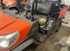 Moissonneuse-batteuse diesel RTV-1100C pour la culture du riz, du blé et du maïs avec composants essentiels robustes 2RM (pompe, boîte de vitesses) - Product Image 3