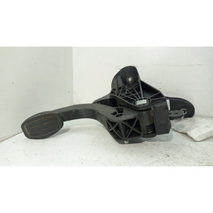 คลัตช์แบบเหยียบ PEUGEOT 208 ซีรีส์ 9824263080 EB2FAD/HMH (19>) - Product Image 1