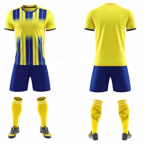 Jersey azul y amarillo vintage personalizado para equipos de fútbol masculinos tejido de punto con impresión digital diseño de estilo informal a la venta - Product Image 6