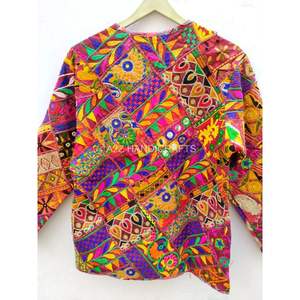 Veste Kantha Vintage faite à la main manteau brodé en cuir de peau de mouton Unique avec miroir indien travail coton remplissage inspiré Kimono - Product Image 2