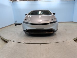 Toyota Prius LE Gasolina/Eléctrico V4 2.0L FWD 2026 Usado en Buen Estado - Product Image 2